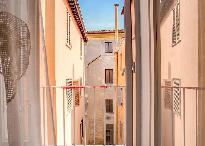 Suiteinrome Center